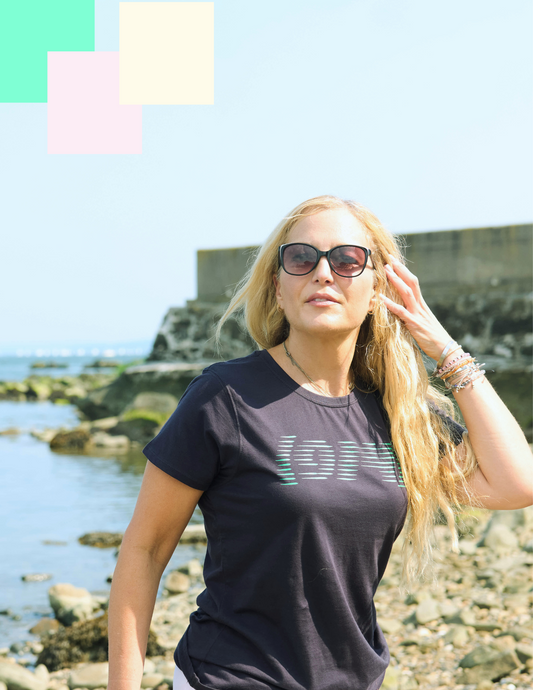 914 Women's organic tee